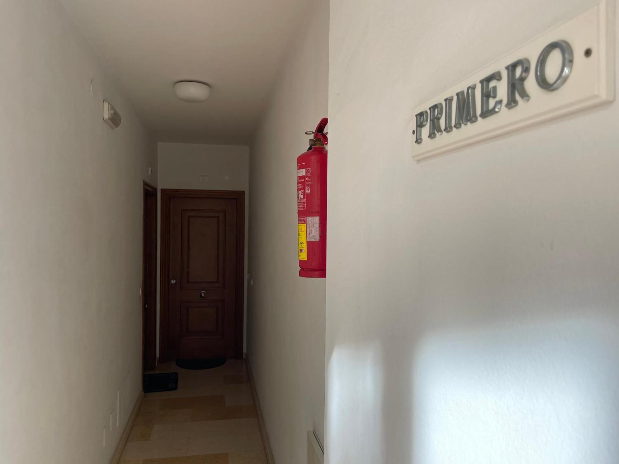 Апартаменты Piso Carambuco Эль-Чорро Экстерьер фото
